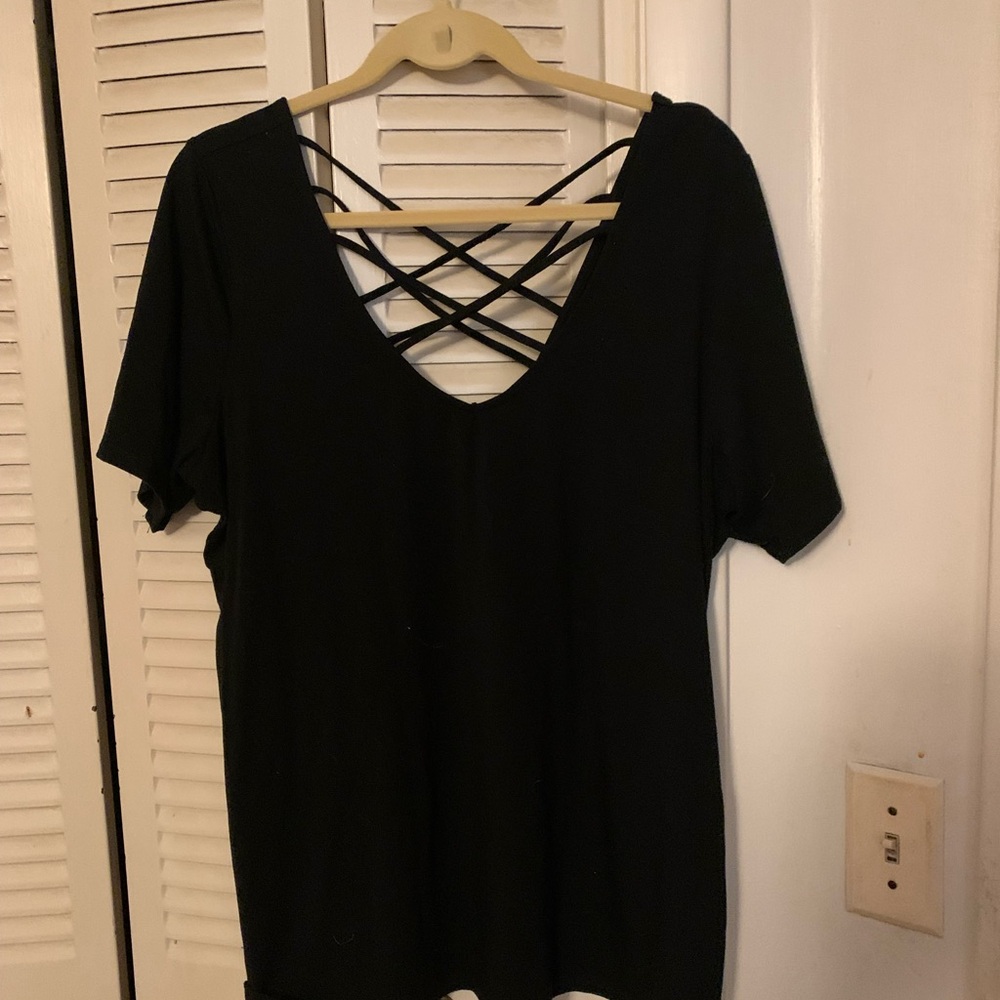 Torrid Black Short Sleeve Crisscross Top